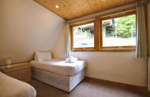 Lazy Bear Lodge with Hot Tub - Finlake Resort and Spa in Devon - Foto 12