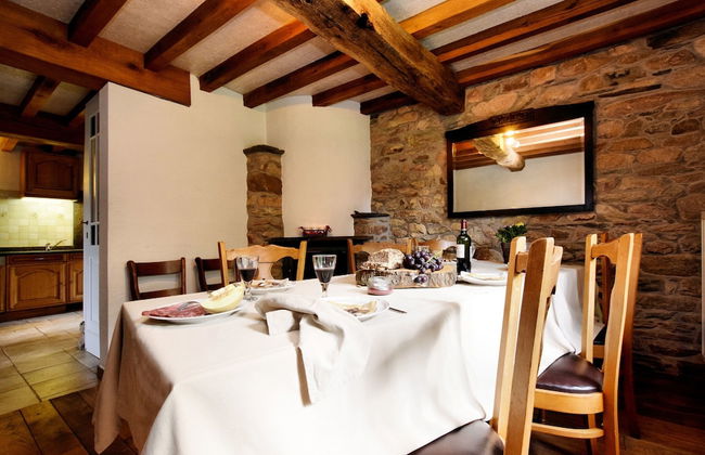 Forest-edge Stay, Burtonville - Photo 24