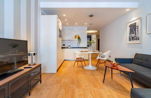 Edificio Fénix by Plaza Mayor Apartamentos - Photo 42