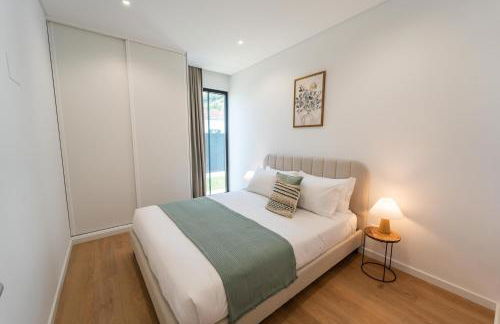 Auréa House - 4BR Azores Villa with Ocean View, BBQ & AC - Photo 24