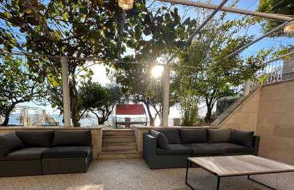 Luxury Seaside Villa with a classic Mediterranean Olive Garden, a fully equipped Professional Kitchen, Pool, Sauna, Padle Boards and Canoe - Miolin Beach House - Photo 26