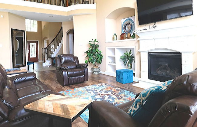 6Bdrm 4.5Bath 8Beds - HOME BIG AS TEXAS - Foto 1