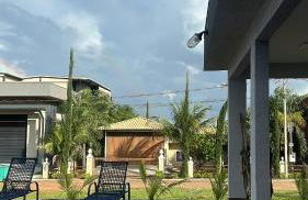 Casa Frente ao Lago com Piscina Aquecida no Melhor Condomínio - Foto 13