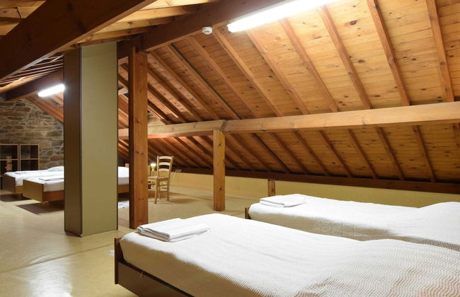 Luxury House with Indoor Pool, Sauna, Hot Tub - Photo 2