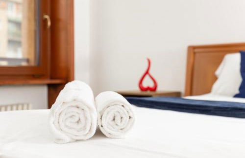 ArtStay - Free Parking, Luxury Apt, M5, Sauna - Foto 3