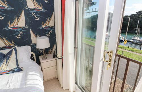 Yacht Haven View - Photo 14