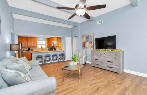 H Town Hideout SLPS 10 KingBD Fire Pit - Foto 12