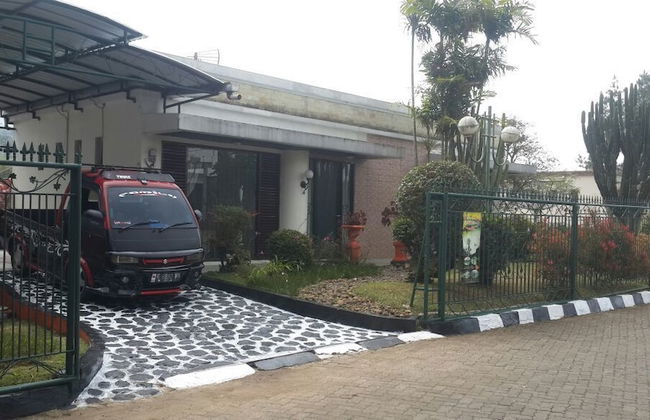 Villa Kota Bunga Happy AA2-11 - Photo 33