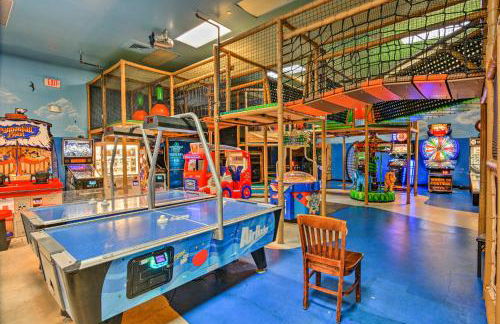 Townhome with Resort Amenities in Davenport! - Foto 42