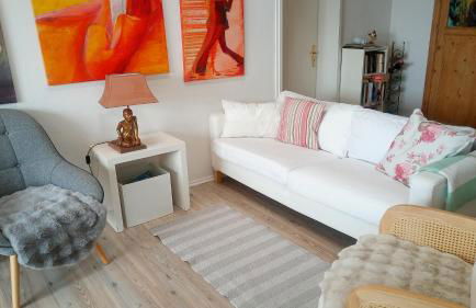 3-Zi Atelierdachwohnung mit Bergblick Seenähe und 2 Loggia - Foto 69