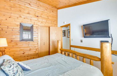 Fire Pit and Games! 10-Acre Majestic Mountain Home - Photo 23