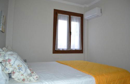 Céntrico y amplio apartamento 100% equipado - Foto 9