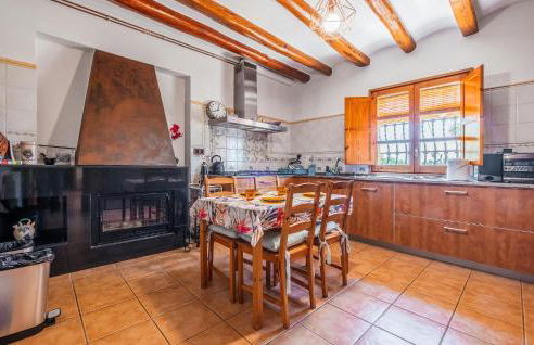 Beautiful Home In Guardiola De Fontrubí - Foto 5