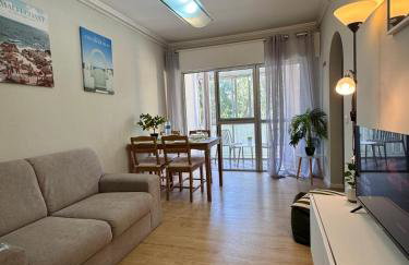 2BR Estoril Apartment - Near Estoril Beach & Cascais - Sleeps 4 - Foto 10