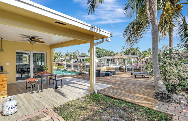 Waterfront Villa Private Pool! - Foto 40