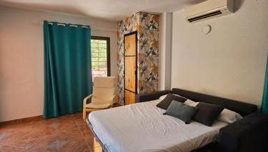 El Faro Albir - Photo 2