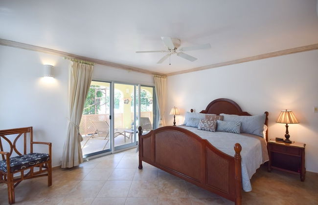 Modern 2-bed Apt Near Beach In St. Lawrence Gap 2 Bedroom Apts by Bluescape - Foto 5