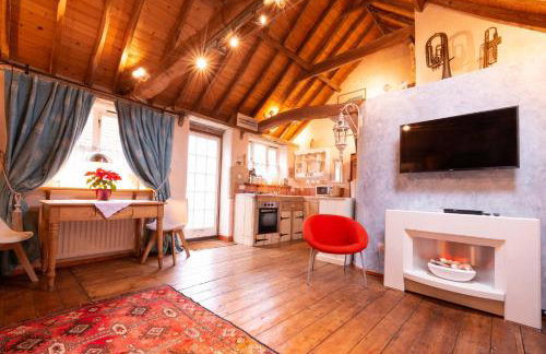 Snow Cottage laid back style with footpaths to a great Macro Brewery Pub - Foto 1