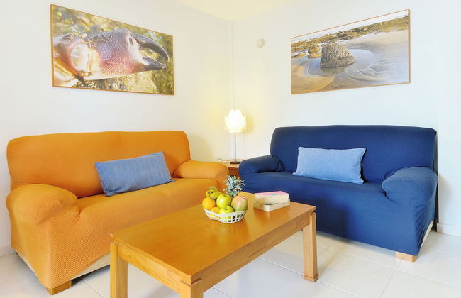 Impeccable 2-bed Apartment No 2 in Playa Blanca - Photo 6