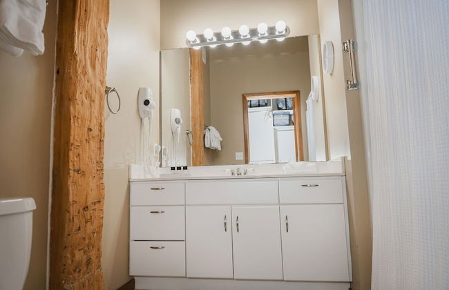 Waterfront 2BDR Condo in Grand Haven 110 - Foto 31