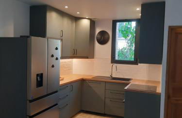 Gite Au Coeur de Tours, familial avec jardin au calme, parking - Photo 12