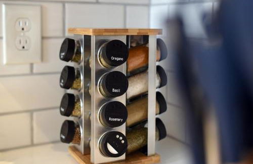 Pet Friendly 6 Bedroom Free Parking plus 5 Min From Bakery Sq - Foto 49