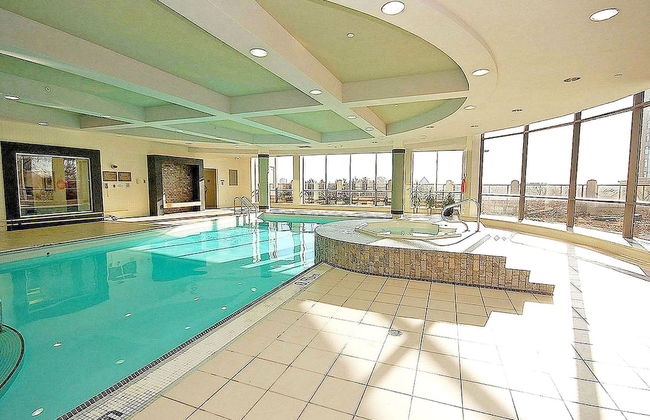 Sarkar Suites - 3888 Duke of York Blvd - Photo 28