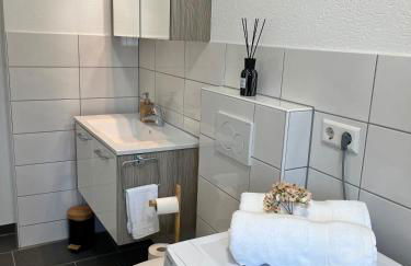 Premium Apartment 75qm 3 Zimmer Küche, Balkon, Smart TV, WiFi - Foto 15