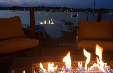 Eagle Lake Paradise! Close to ND! Sunset! Hot Tub! - Foto 8