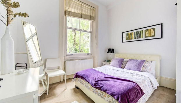 Apartment - Sleeps 2- Internet- 93 Walking Score - Foto 3, Habitación