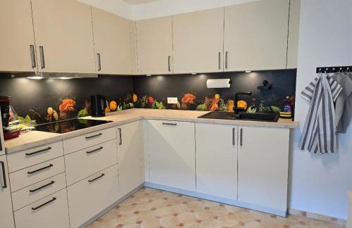 Rückzugsort mit Bergblick in Baiersbronn-Obertal - beheizter Wintergarten & kostenfreier Parkplatz - 70qm Ferienwohnung - Foto 7