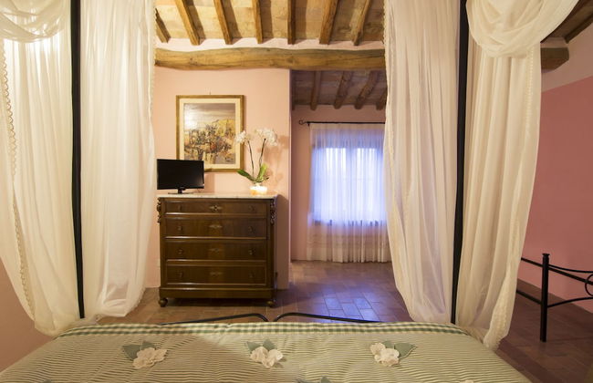 Croce di Bibbiano - Photo 9