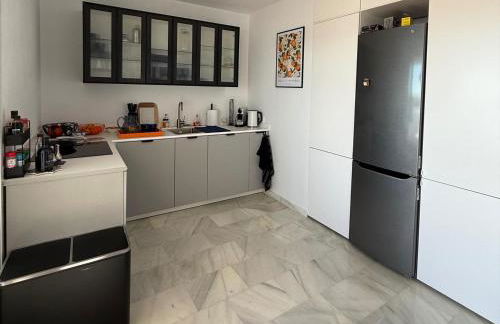 Sun Gardens Penthouse - Photo 22