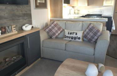 Silver 3 Bed Static Caravan With Patio - Foto 31
