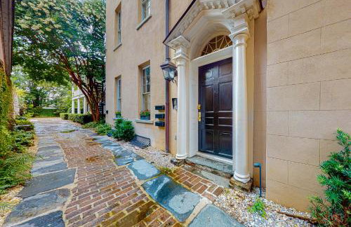 Rainbow Row Pied-À-Terre - 30 Day Rental - Photo 26