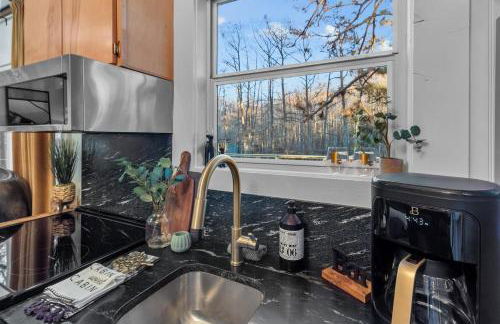 Lakefront Tiny Emerald wkayaks & canoes - Foto 6