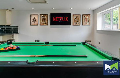 Spacious and Comfy 5 Bed, 2 Bath House with POOL TABLE, near HS2, Solihull, NEC - Foto 48