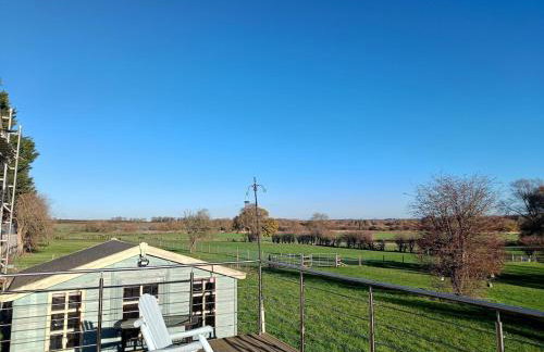 Countryside 2 Bed Bungalow with Stunning Views Free WiFi and Parking Ideal for Business and Leisure - Photo 28
