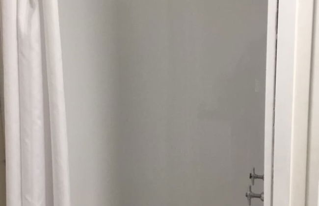 Ulster Apartments - Photo 15