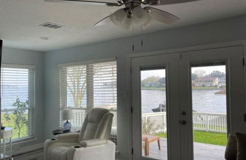 Linda's Lake House Waterfront Home on Lake Conroe - Foto 11