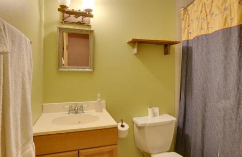 Fraziers Bottom Cabin on 800 Acres of Land with Lake - Foto 16