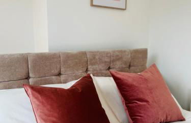 2025 Award Winner Liverpool Peach House - 4 Bedrooms - Foto 36