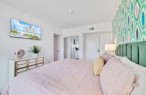 Beach Please condo 2 bedroom 2 bath sleeps 6 - Foto 3