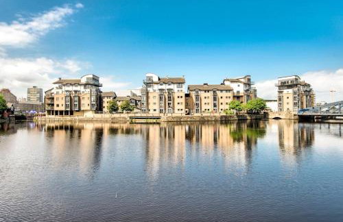 GuestReady - Stylish Apt w/ Parking near Edinburgh - Foto 43