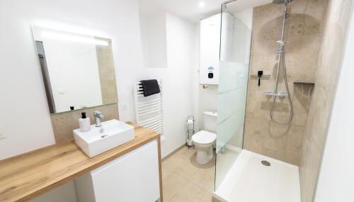 KASA ZEN - Climatisation - Tout équipé - Stationnement gratuit - Foto 2, Shower