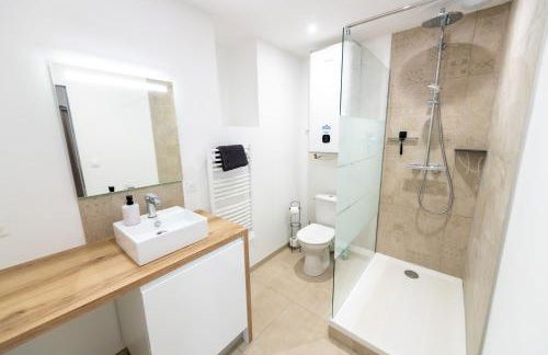 KASA ZEN - Climatisation - Tout équipé - Stationnement gratuit - Foto 2