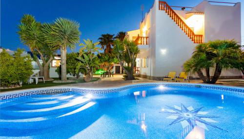 Villa in Playa D´en Bossa sleeps 9 - Photo 1, Other