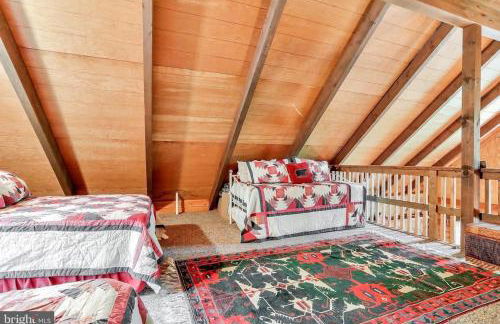 Log Cabin w Loft, Hot Tub, Deck, Fire Pit, & WiFi - Photo 17