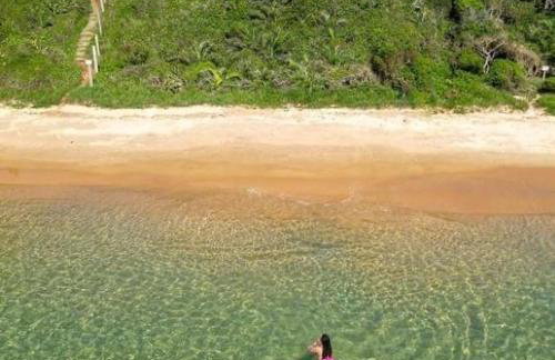 Búzios Praia da Ferradura Linda casa dentro de Condomínio com toda infraestrutura - água e luz inclusos na tarifa - Foto 67
