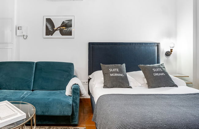 Limehome Granada Calle Sta. Ana - Foto 12